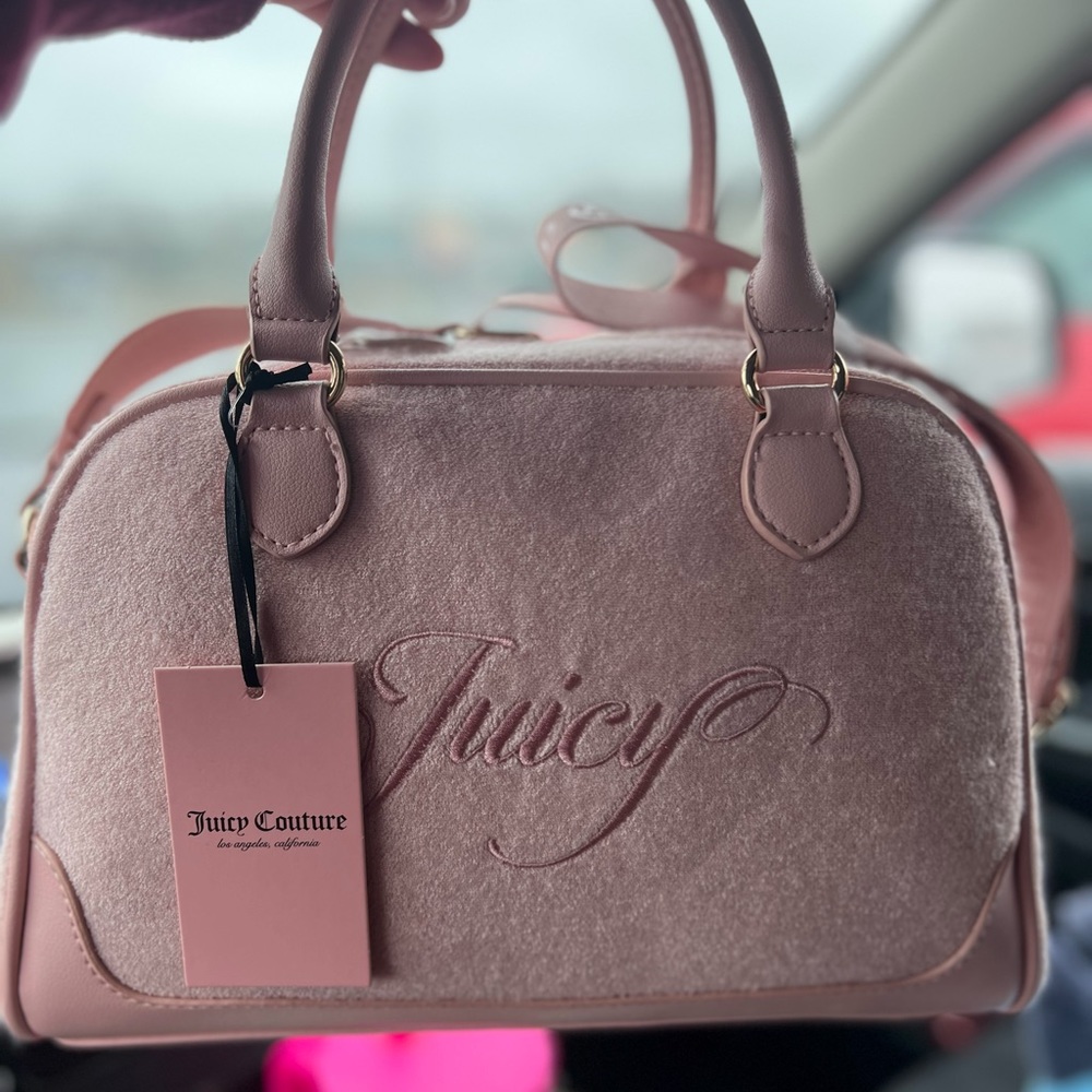 Juicy couture raising star bowler bag in pink diamond BNWT 🩷